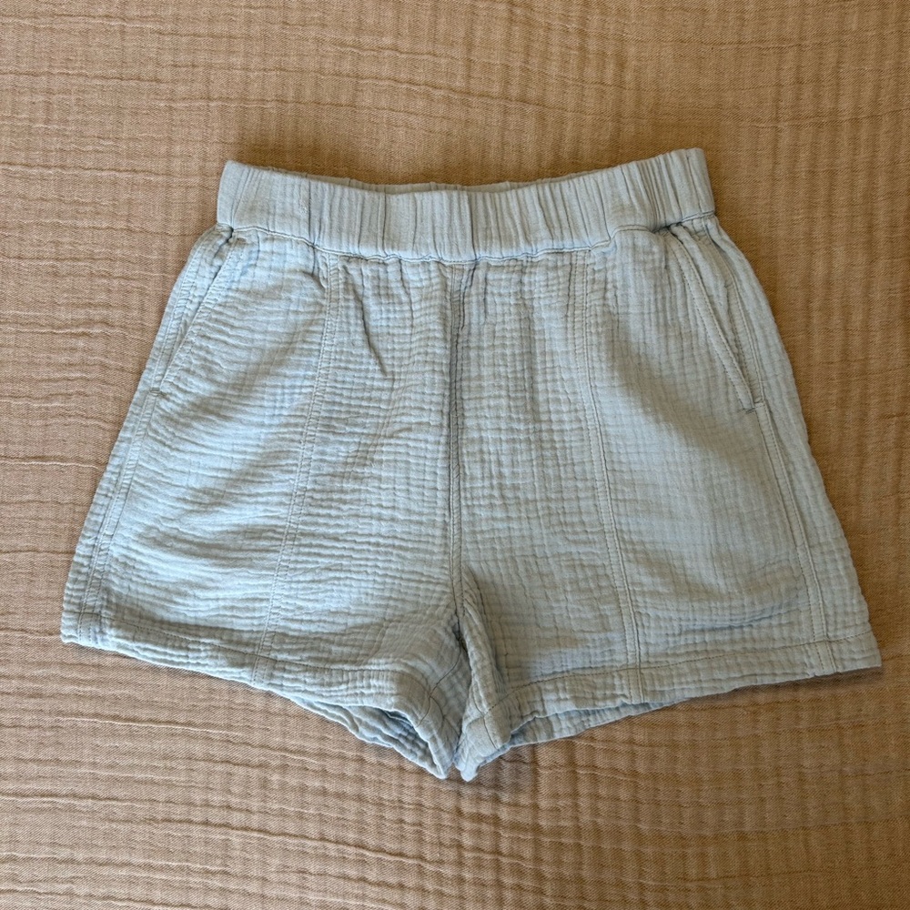 Madewell Easy Pull-On Shorts in Lightspun